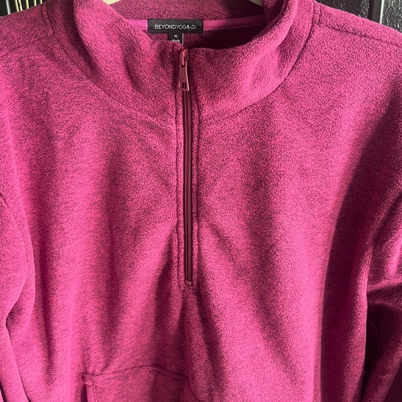 NWT Beyond Yoga New Terrain Pullover XL Heather Dark Beet Activewear Sweatshirt - Picture 5 of 11